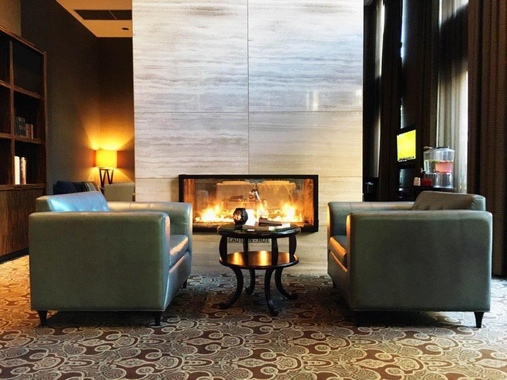 L'Hermitage Hotel Vancouver Dış mekan fotoğraf