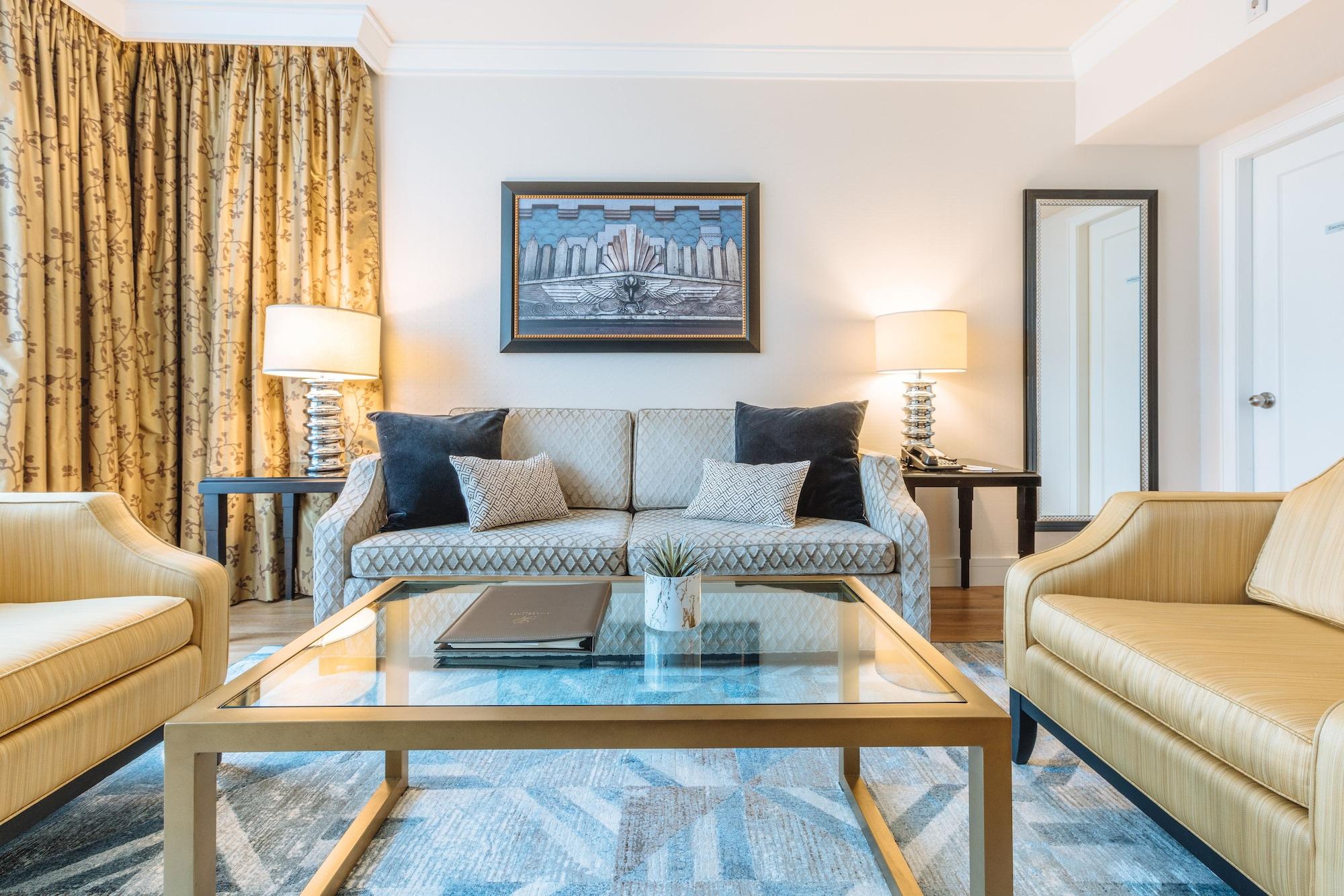 L'Hermitage Hotel Vancouver Dış mekan fotoğraf